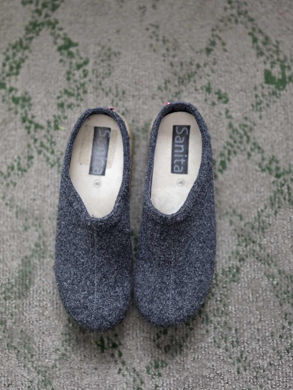Sanita Men's Gray Felt Slip-On Clog